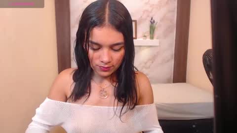 mialux5 online show from October 2025 12:38:02 PM