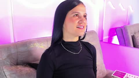 MIA online show from April 2026 01:19:01 AM