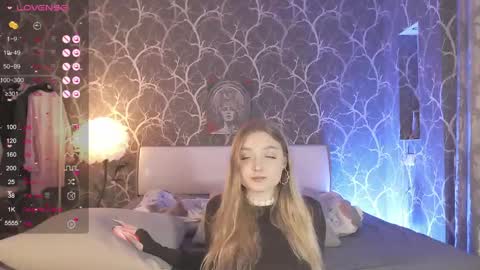 Snapshot of miamiameow chatting on May 2026 04:02:02 PM Mia online show from May 2026 04:02:02 PM