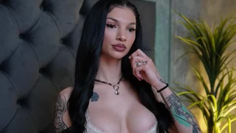  Miami  online show from September 2025 05:13:02 PM