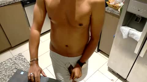 miamiswinger79 online show from May 2026 05:51:01 PM