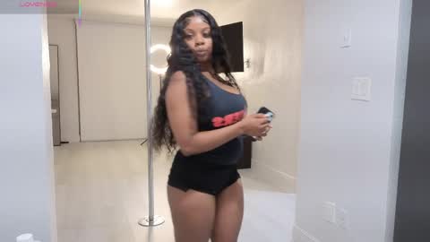 MiamiWorld online show from April 2026 02:54:01 AM