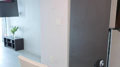 MiamiWorld online show from April 2026 08:54:01 PM