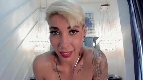 Mia Morgann online show from December 2024 06:08:01 PM