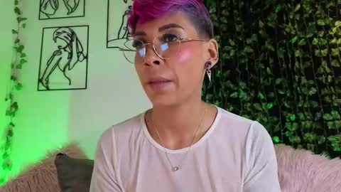 Mia Morgann online show from October 2025 02:41:02 PM