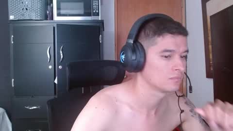 miaou_miaou online show from February 2025 12:48:02 PM