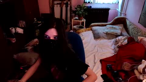 Kristien online show from February 2025 03:18:02 PM