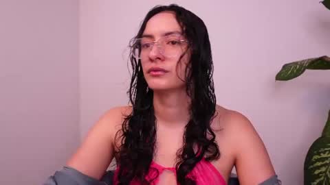 Snapshot of miaportman chatting on July 2026 05:32:02 AM MIAPORTMANN online show from July 2026 05:32:02 AM