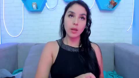 Snapshot of miaquevedo chatting on January 2025 11:32:02 AM Mia Quevedo online show from January 2025 11:32:02 AM