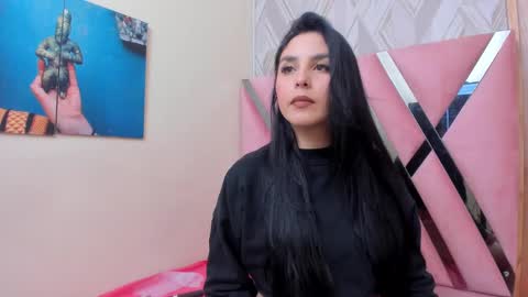 Snapshot of miaquevedo chatting on January 2025 12:18:01 PM Mia Quevedo online show from January 2025 12:18:01 PM