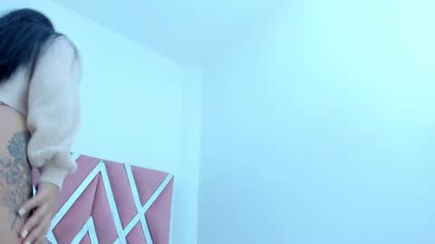 Mia Quevedo online show from October 2025 02:59:01 PM