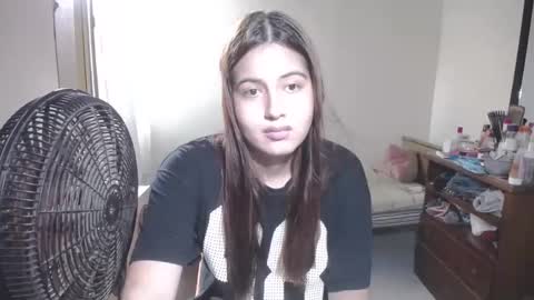Snapshot of miarge_sertori chatting on October 2025 07:33:01 PM Ramona Badwolf online show from October 2025 07:33:01 PM