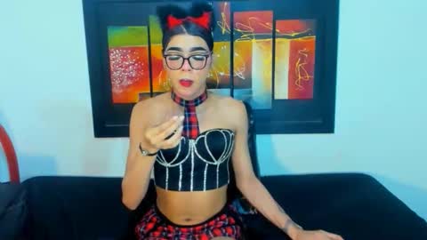 Snapshot of miastephensz chatting on May 2026 04:20:02 AM miastephensz online show from May 2026 04:20:02 AM