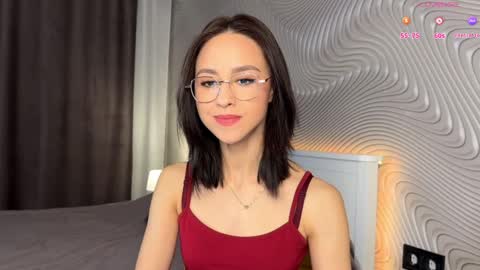 Mia online show from May 2026 08:20:01 AM