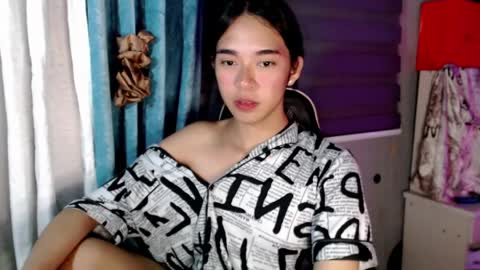 Mia online show from March 2026 04:29:01 PM