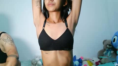 MiaValeria online show from April 2026 09:32:01 AM