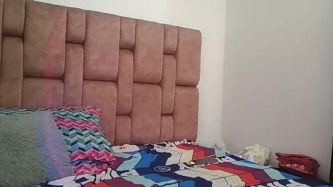 MIA VANESSA online show from July 2026 07:39:01 PM