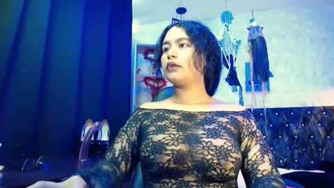 mia online show from October 2025 03:13:01 PM