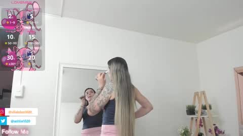 Snapshot of miavillalobos_ chatting on September 2025 01:35:02 PM Mia Villalobos online show from September 2025 01:35:02 PM