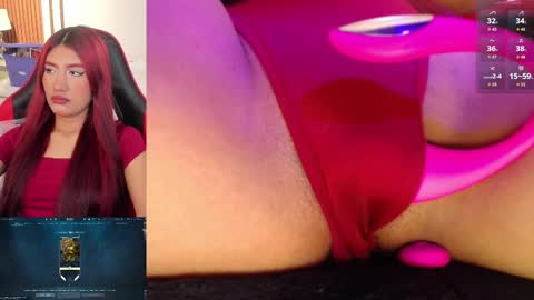 Snapshot of miavoss_ chatting on November 2025 10:12:01 PM mia online show from November 2025 10:12:01 PM