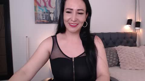 Snapshot of miawilson_1 chatting on November 2025 02:15:02 AM Mia Wilson online show from November 2025 02:15:02 AM