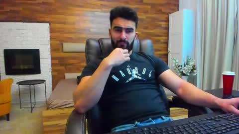 MicahLane online show from December 2025 05:50:02 AM