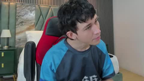 Snapshot of michaeel_blue chatting on September 2025 02:39:02 PM Michael online show from September 2025 02:39:02 PM