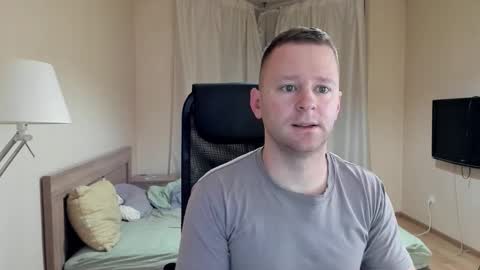 Michael Birkin online show from October 2025 04:04:02 AM