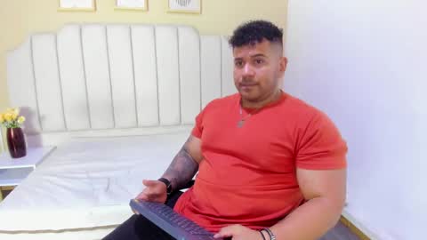 Snapshot of michael_hill1 chatting on October 2025 08:39:01 PM MICHAEL online show from October 2025 08:39:01 PM