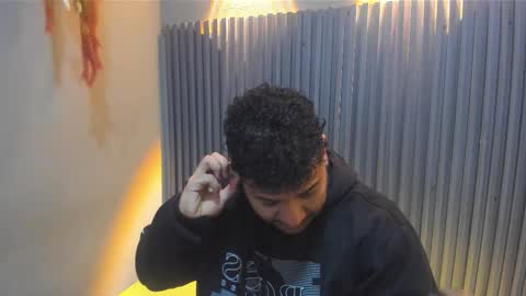 Snapshot of michael_hill1 chatting on November 2025 01:18:02 PM MICHAEL online show from November 2025 01:18:02 PM