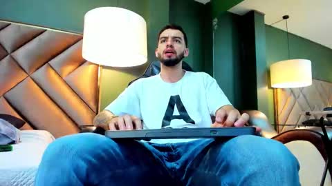 Michael Stevens online show from October 2025 08:54:02 PM