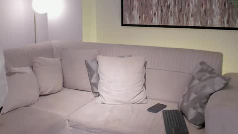 Michael Salens independent model online show from February 2025 11:25:02 AM