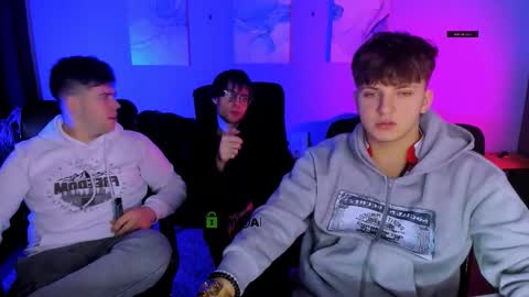 Snapshot of michael_strong_ chatting on February 2026 09:32:01 AM Your Michael online show from February 2026 09:32:01 AM