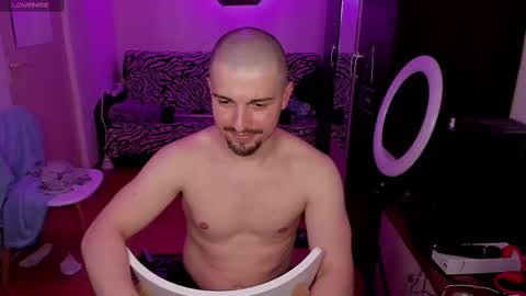 Michael online show from March 2025 05:08:02 PM