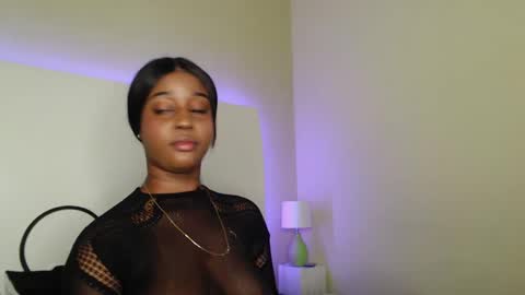 Snapshot of michaelacox chatting on September 2025 12:27:02 PM Michel online show from September 2025 12:27:02 PM