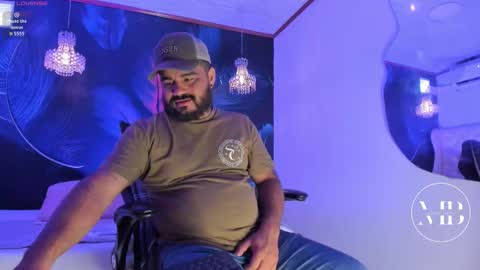 Michael online show from October 2025 01:56:02 PM