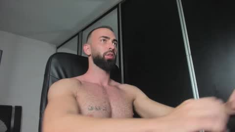 MichaelEvansx online show from October 2025 07:47:01 PM