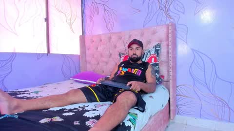 Michaell online show from January 2025 12:30:02 PM