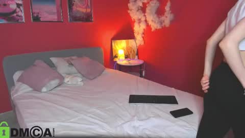 michele_mack online show from September 2025 02:36:02 AM