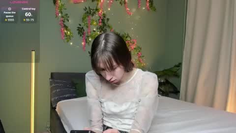 michele_mack online show from December 2025 02:43:02 AM