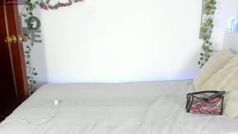 Michell online show from October 2025 10:54:02 PM