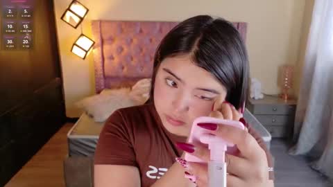 michell_petty01 online show from September 2025 12:18:02 PM