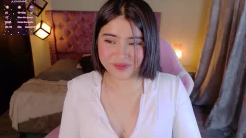 michell_petty01 online show from October 2025 03:04:01 AM