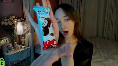 Michelle online show from November 2025 01:09:02 AM