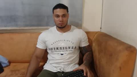 Snapshot of michelle_allen0104 chatting on October 2025 03:16:02 AM michelle_allen0104 online show from October 2025 03:16:02 AM