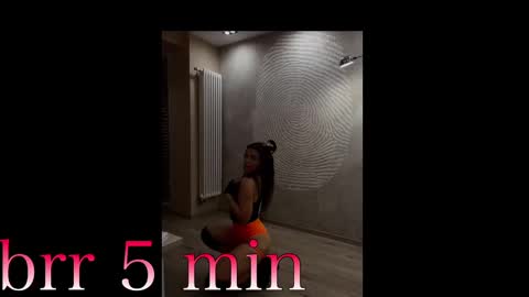 Michelle online show from February 2025 09:39:01 PM