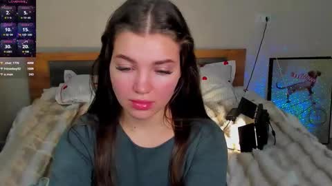 Michelle online show from October 2025 05:28:01 PM