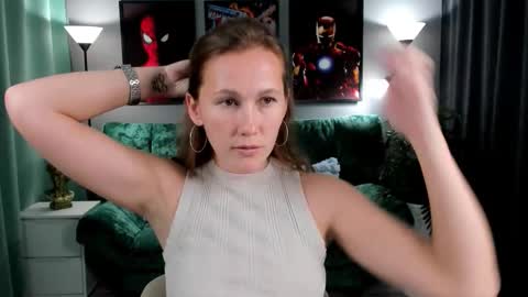 MichelleOrtis online show from November 2025 12:31:02 PM