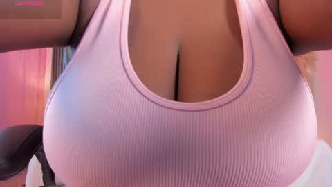 Snapshot of michellepreston_ chatting on June 2026 12:14:02 PM michellepreston_ online show from June 2026 12:14:02 PM