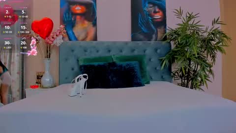 michellereys online show from February 2025 09:05:02 PM